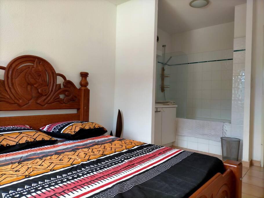 Bel Appartement Avec Piscine, Face A La Mer グルベイル エクステリア 写真