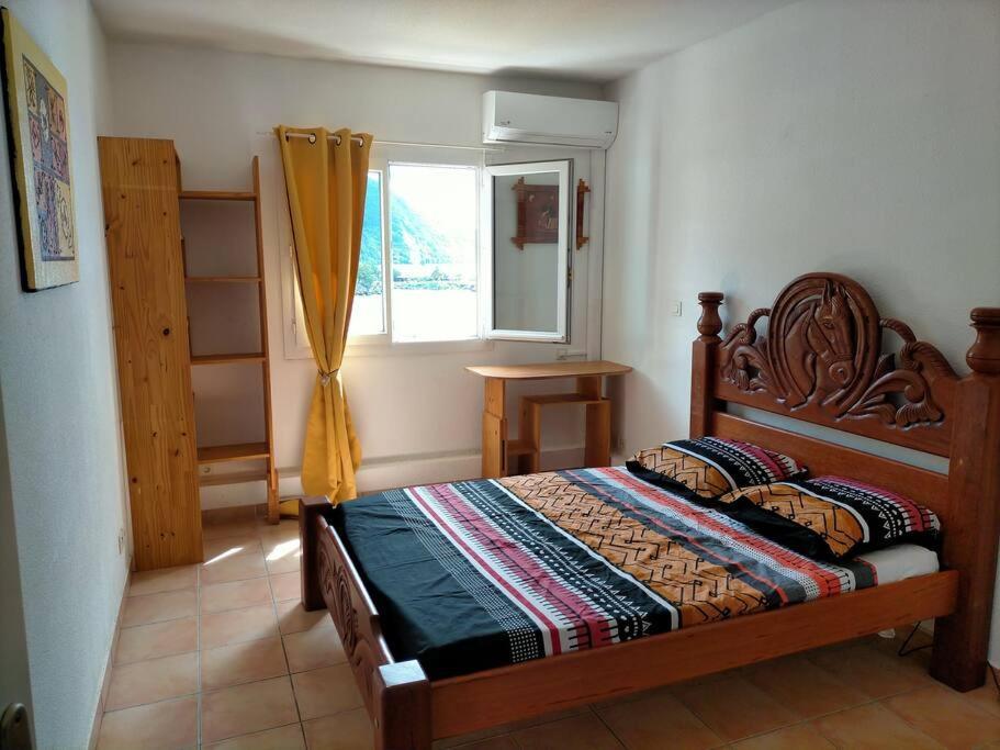 Bel Appartement Avec Piscine, Face A La Mer グルベイル エクステリア 写真